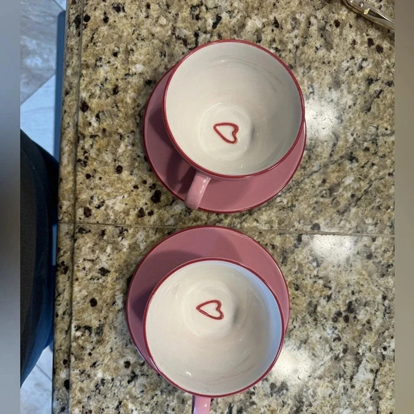 Starbucks 2006 Pink White & Red Mug and Saucer Set. 2 cups, 2 saucers - Picture 5 of 5